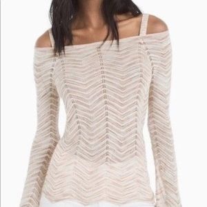 WHBM 🆕cold shoulder  top cream/tan/beige
